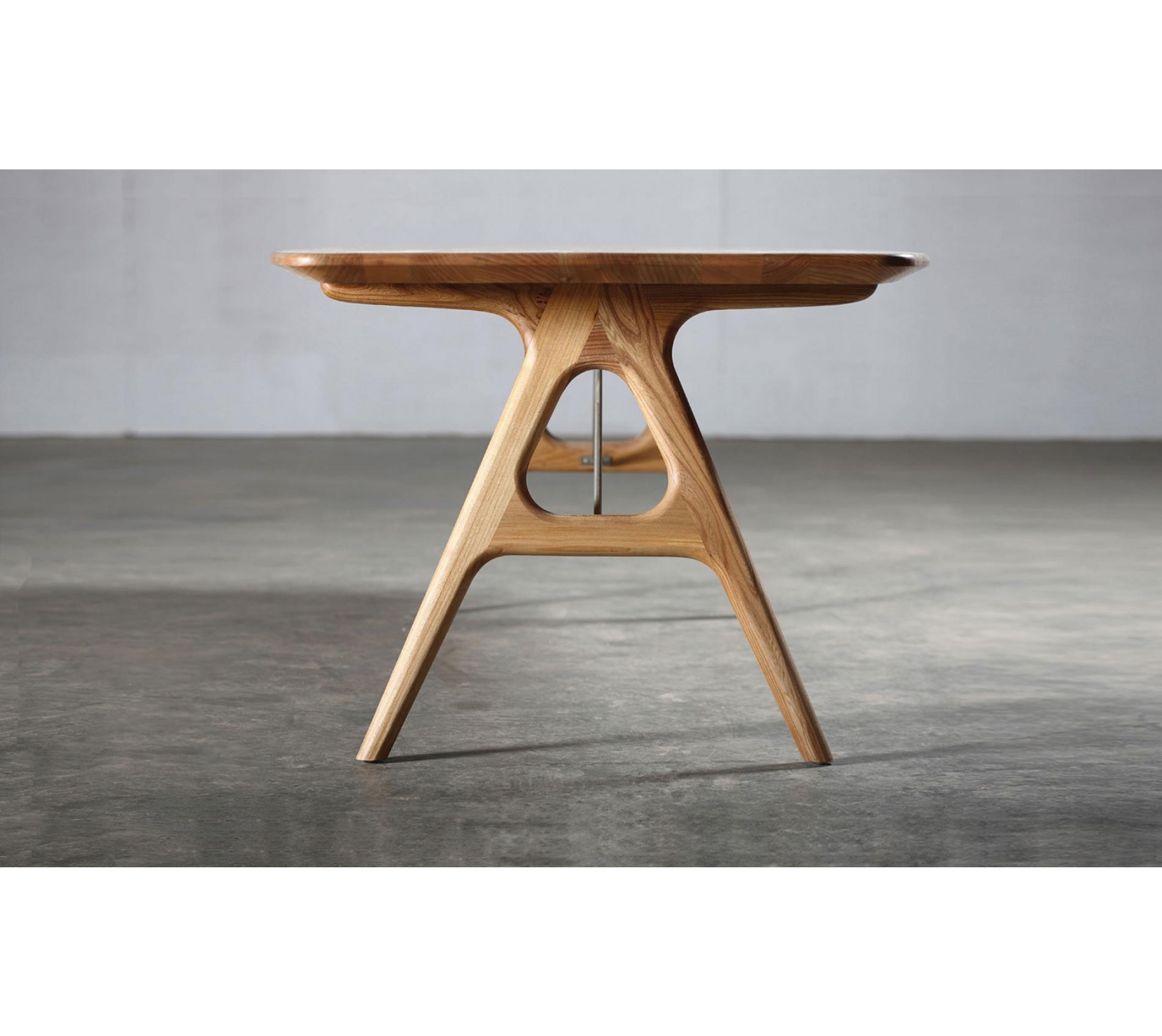 Tesa Table_產品| 朕璽ZX LIVING 官方網站- 嚴選歐洲精品傢俱打造時尚 